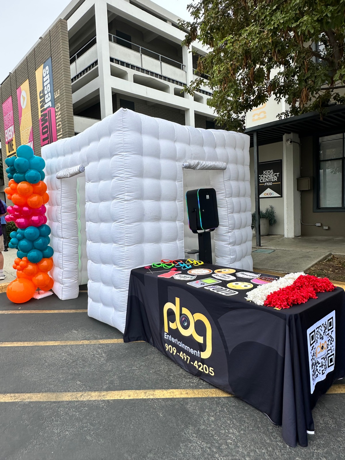 Photo Booth in Pomona, CA